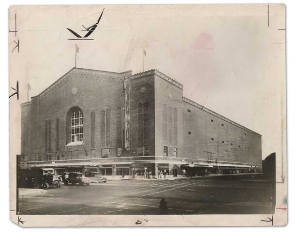 File:Olympia1927.jpg