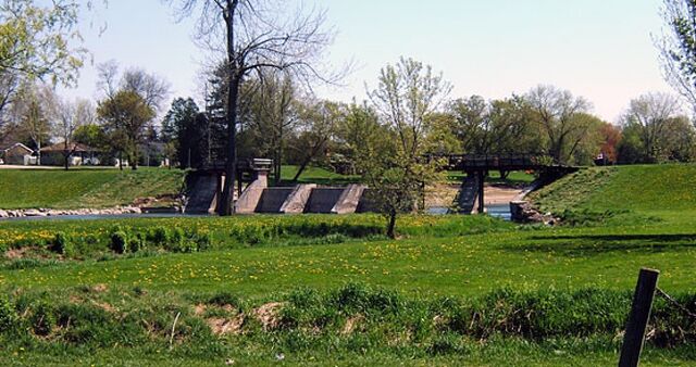 File:Howick, Ontario.jpg