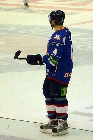 File:Danny Groulx 2010-12-12.jpg