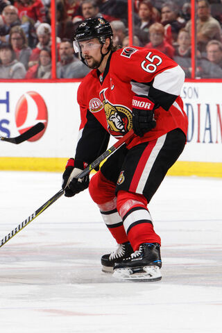 File:Erik Karlsson 12-29-16.jpg
