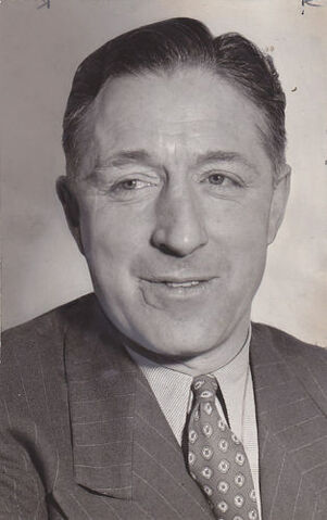 File:RedDuttonNHLPres.jpg
