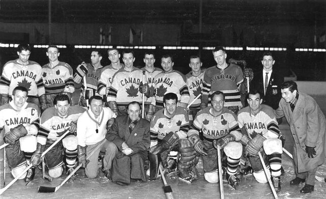 File:69 McFarlands-Team-Pic.jpg