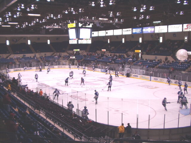 File:Wendler arena pregame.jpg