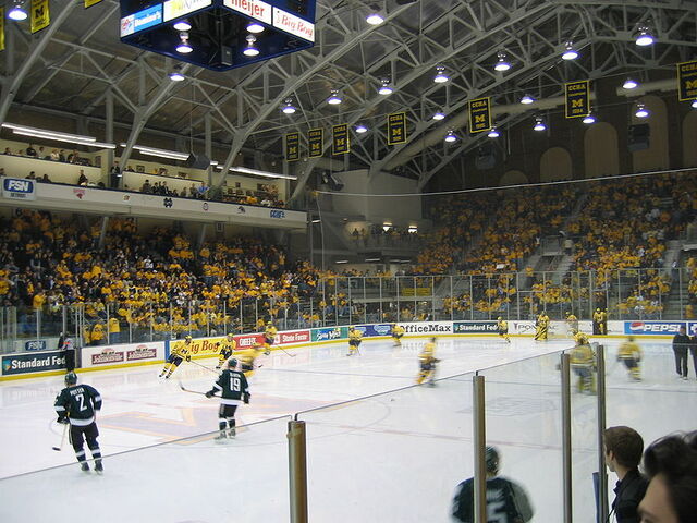File:Univ Michigan ice hockey.jpg