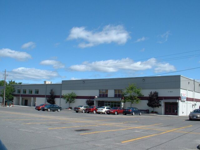 File:Carleton Place Arena.jpg