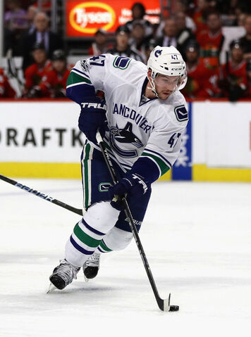 File:Baertschi Canucks 2017.jpg