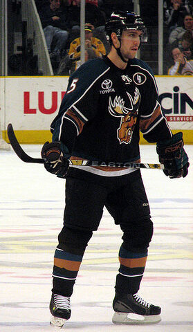File:Nolan Baumgartner 2009.jpg