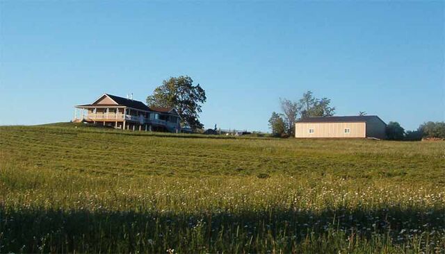 File:Ennismore, Ontario.jpg