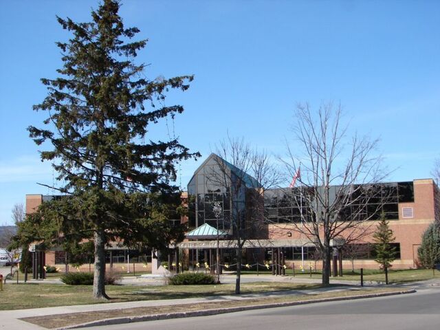 File:Deep River, Ontario.jpg