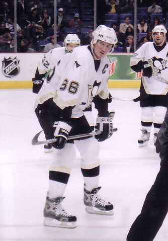 File:Mario Lemieux 2005.jpg
