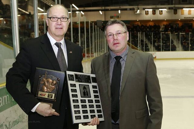 File:Blake Spiller - 2015 Coach of the Year.jpg