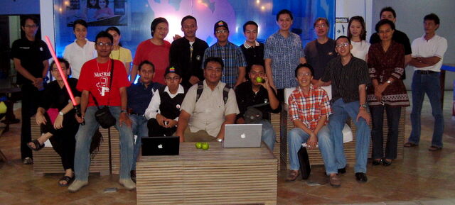 Berkas:Emax14.jpg