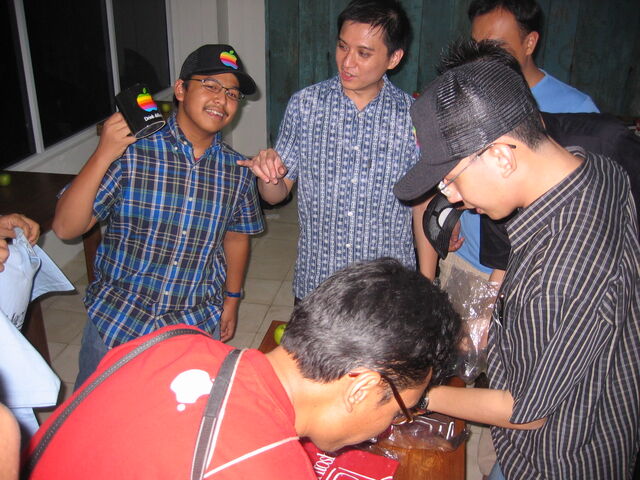 Berkas:Emax13.jpg