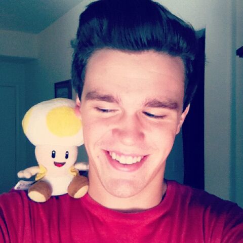 File:Peyton with a Mushroom.jpg