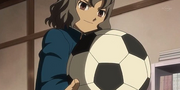 ShindouEncouragingTenmaToPlay.png