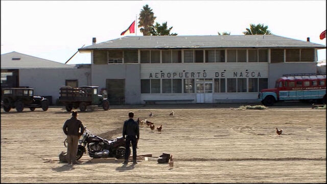 File:Nazca-airport-02.jpg