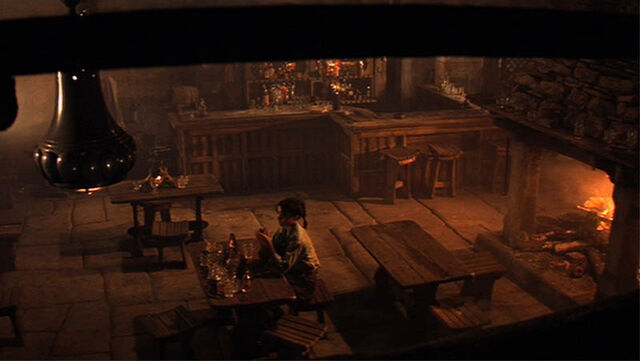 Archivo:TheRavenInside.jpg