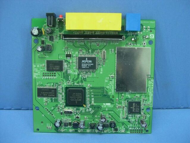File:Linksys WRT150N v1.1 FCCk.jpg