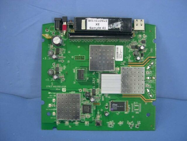File:Linksys E3000 v1.0 FCCh.jpg