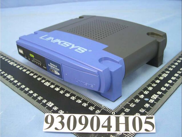 File:Linksys WRT54G v2.2 FCCg.jpg