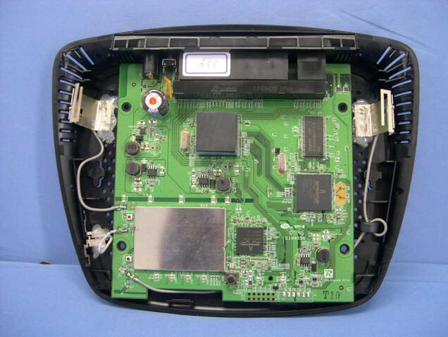 File:Linksys WRT310N v1.0 FCCe.jpg