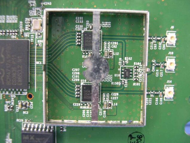 File:Linksys WRT320 v1.0 FCCh.jpg