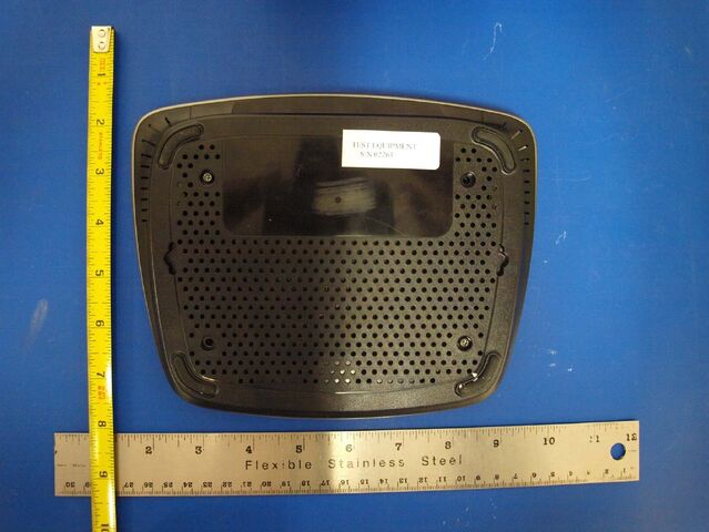 File:Linksys WRT310 v2.0 FCCb.jpg
