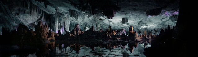 File:Initium UnderdarkLedge.jpg