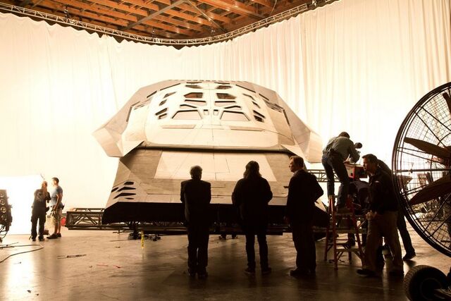 File:Behind the scenes 8.jpg