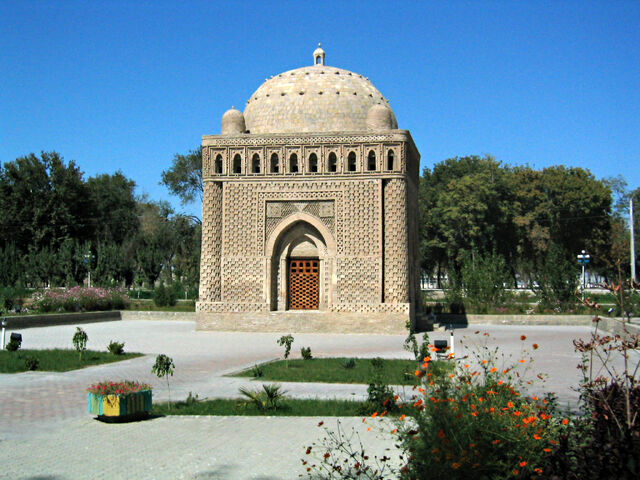 File:Samaniden-Mausoleum 2006.jpg