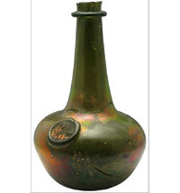 Wine bottle 700