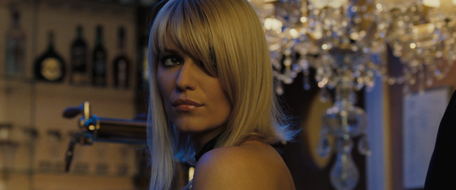 File:Casino Royale (110).png