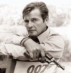 James Bond est mort ... RIP Roger Moore 226?cb=20130217203611