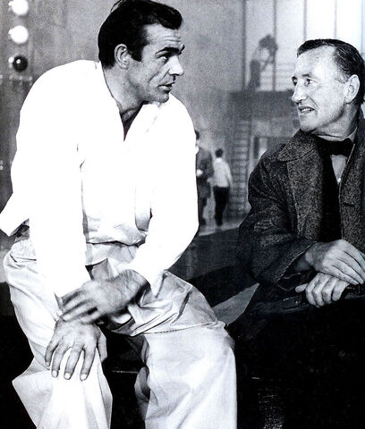 File:Goldfinger-Sean-Connery-with-Ian-Fleming.jpg