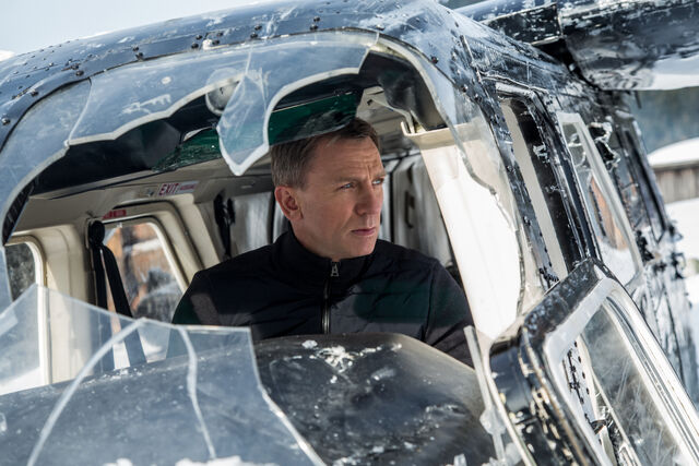 File:Spectre-Trailer Release Promo 004.jpg