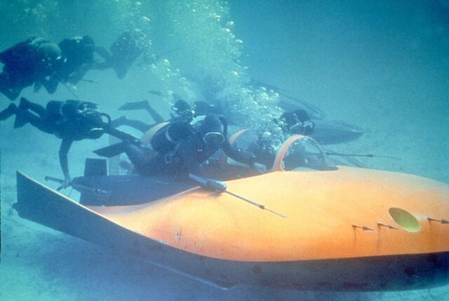 File:007Thunderball01.jpg