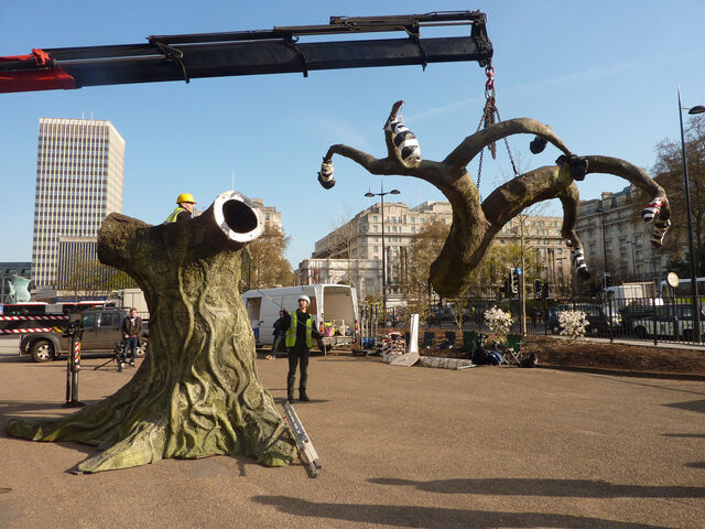 File:Avatar-1-event-gbr-tree-5.jpg