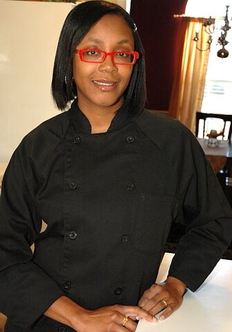 File:Chefmarisabaggett.jpg
