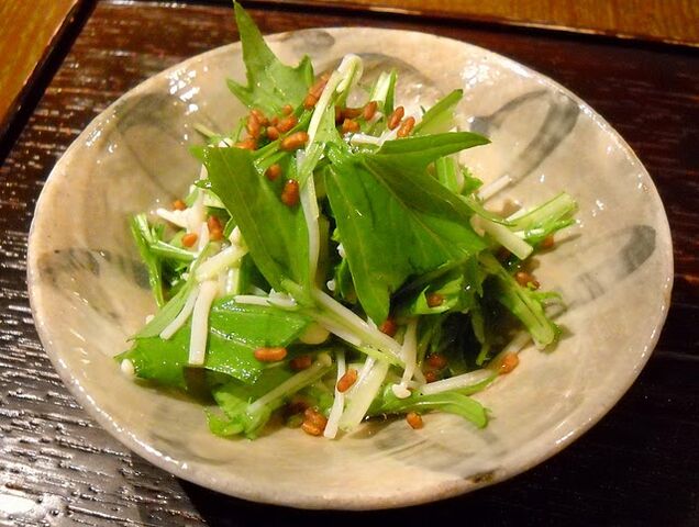 File:Enoki mshrm salad.jpg