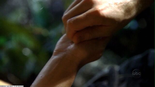 File:1x13closedhands.jpg