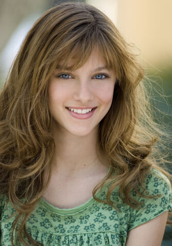 File:Aubrey Peeples - 06.jpg