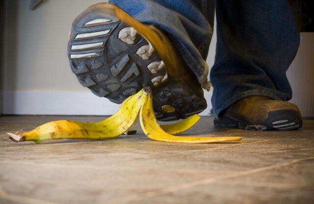 File:Slip (banana).jpg