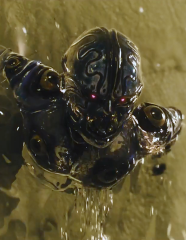 File:Aqua Necklace Live Action.png