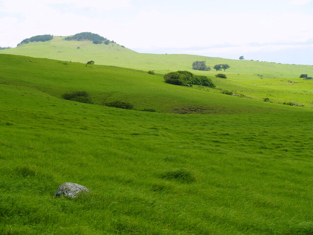 File:Hills.jpg