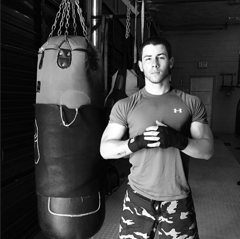 File:Nick-jonas.png