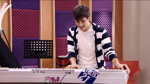 File:Jorge-Blanco-Voy-Por-Ti-7.png