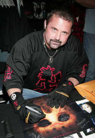 File:Kane Hodder.jpg