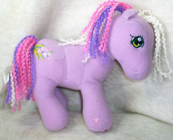 Archivo:WysteriaDreamySongsYarn.jpg