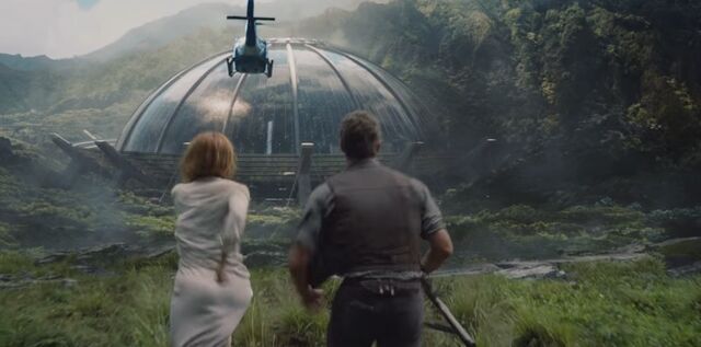 File:AviaryDistant.jpg