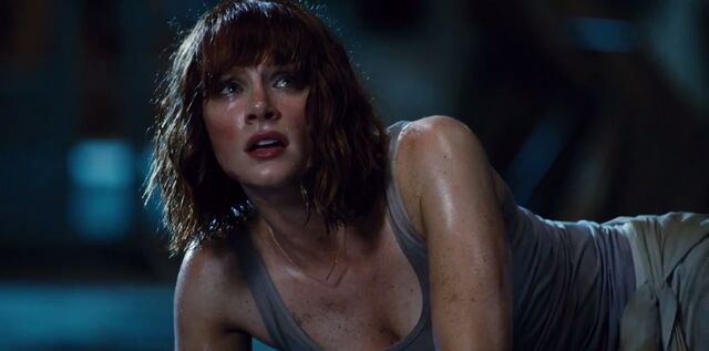 File:Bryce-dallas-howard-jurassic-world 4.jpg